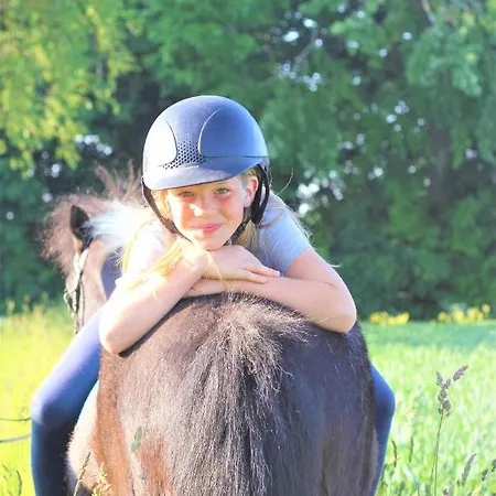 Ferienbauernhof Liesenberg Bauernhauswohnung Landliebe Fehmarn